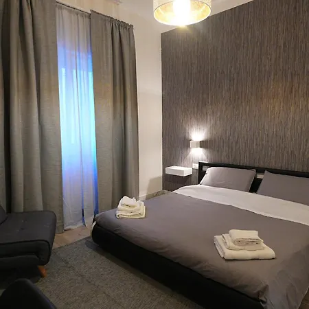 Palazzo Garibaldi 3* 巴里